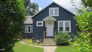 302 3rd Ave SW, Jamestown, ND 58401