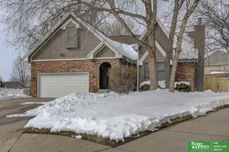 1705 S 154th Cir, Omaha, NE 68144
