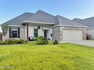 3737 Hamilton Dr, D'Iberville, MS 39540