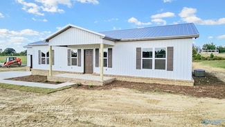 9257 Stanford Rd, Athens, AL 35611