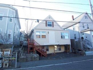 115 Garfield Ave, Revere, MA 02151