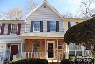6425 Windsor Gate Ln, Charlotte, NC 28215