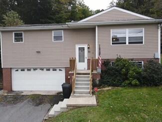 89 Lambert St, Central City, PA 15926