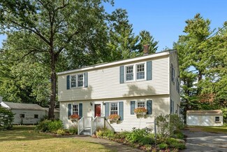 60 Lowell Rd, Pepperell, MA 01463