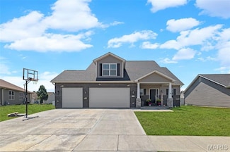 234 Beauregard Dr, Shiloh, IL 62221