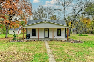 1117 1st St, Platte City, MO 64079