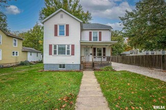 516 NW 7th St, Galva, IL 61434