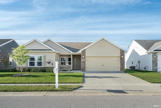925 Colcester Ln, West Lafayette, IN 47906