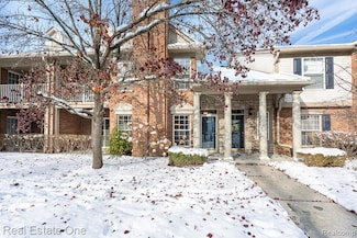 3491 Tremonte Cir S, Rochester, MI 48306