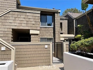 71 Sea Island Dr, Newport Beach, CA 92660