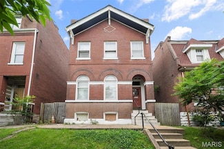 3921 Pennsylvania Ave, Saint Louis, MO 63118