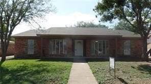 901 Bradfield Dr, Garland, TX 75042