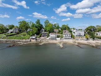 62 Ocean Dr E, Stamford, CT 06902