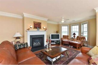15 Park Ave Unit 304, Hull, MA 02045