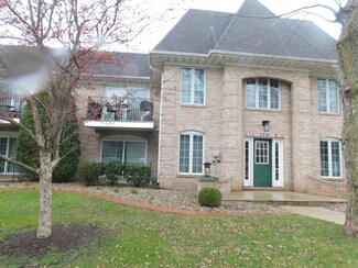 2741 Georgetowne Dr Unit C1, Highland, IN 46322