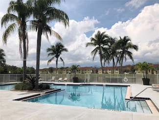 12430 Vista Isles Dr Unit 1325, Plantation, FL 33325