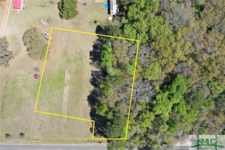 129 Folly Rd, Saint Helena Island, SC 29920