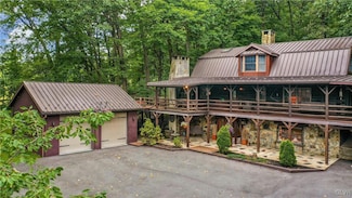 2244 Springtown Hill Rd, Hellertown, PA 18055