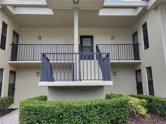 12 Plantation Dr Unit 206, Vero Beach, FL 32966