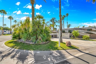 1011 Ramon Rd, Palm Springs, CA 92264
