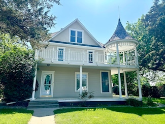 204 S 6th St, Onida, SD 57564