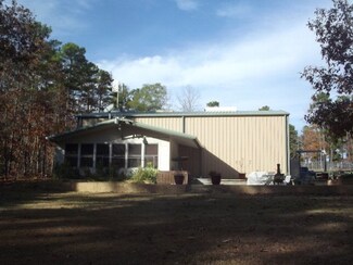 673 Kasey Dr, Abbeville, AL 36310