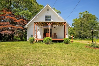 42 Beechwood Dr, Mashpee, MA 02649