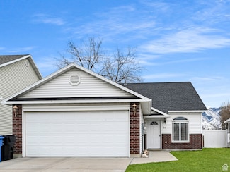 214 Rosewood Cir, Logan, UT 84321