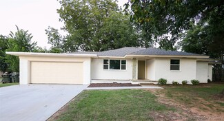 1021 W 10th St, Sulphur, OK 73086