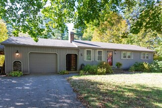 5 Chestnut Dr, Townsend, MA 01469