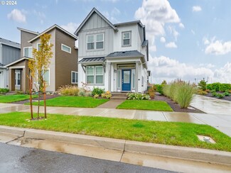 8473 SE Crabapple St, Hillsboro, OR 97123