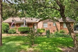 1003 Tanglewood Dr, Cedar Hill, TX 75104
