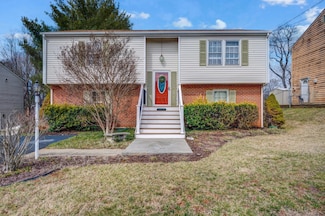 114 Tomahawk Dr, Lynchburg, VA 24502
