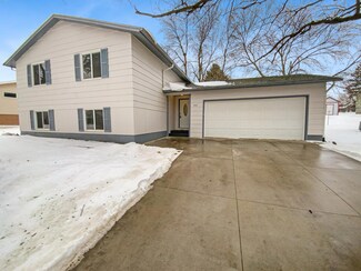 922 Byron Ave N, Byron, MN 55920