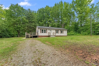 6379 Patrick Henry Hwy, Charlotte Court House, VA 23923