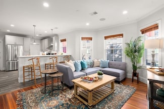 41 Brookley Rd Unit 2, Jamaica Plain, MA 02130