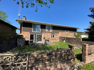 116 W Hislop Dr, Cissna Park, IL 60924