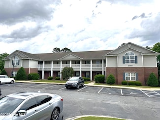2400 King Richard Ct Unit D, Greenville, NC 27858