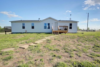 8635 SE Adams St, Wakarusa, KS 66546