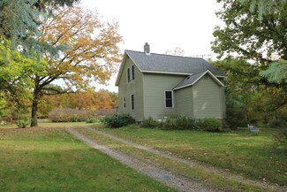 2537 1st St, Cumberland, WI 54829