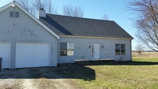4007 E 2650th Rd, Sheridan, IL 60551