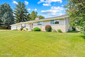 3901 Richey Rd, Yakima, WA 98902