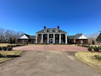 2023 J Saunders Rd, Dothan, AL 36305