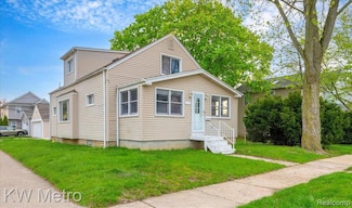 3690 Phillips Ave, Berkley, MI 48072
