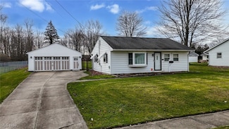 638 Cedar St, Medina, OH 44256