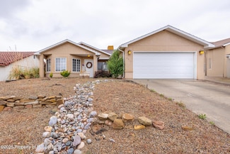 3917 Rochester Ave, Farmington, NM 87402