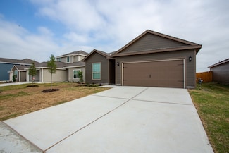 13526 Musselshell Dr, Ponder, TX 76259