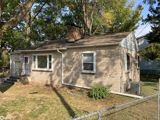 1202 Mercer St, Burlington, IA 52601