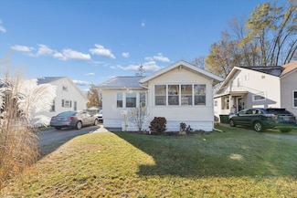 2245 Morton Ave, Muskegon, MI 49441