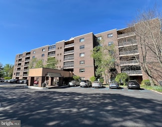 1219 W Wynnewood Rd Unit 206, Wynnewood, PA 19096